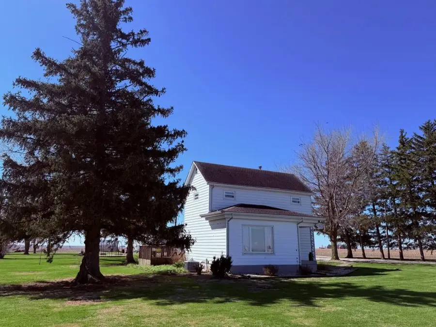 851 E County Road 750, Tuscola, IL 61953 - #2