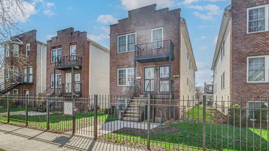 1453 E 72nd St #3, Chicago, IL 60619 - #2