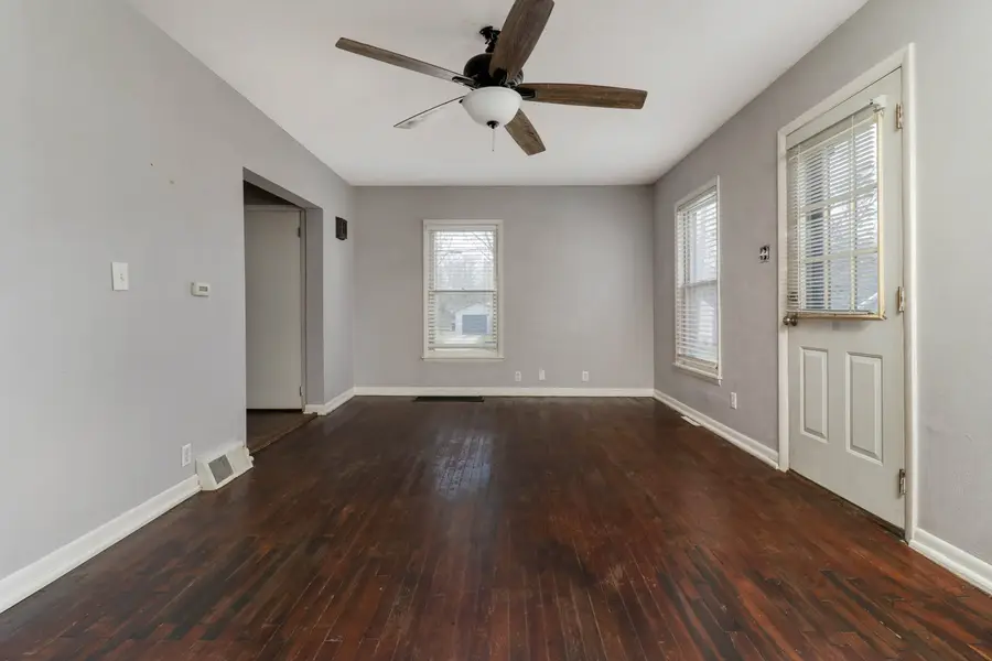 701 E Buchanan Street, Bloomington, IL 61701 - #3