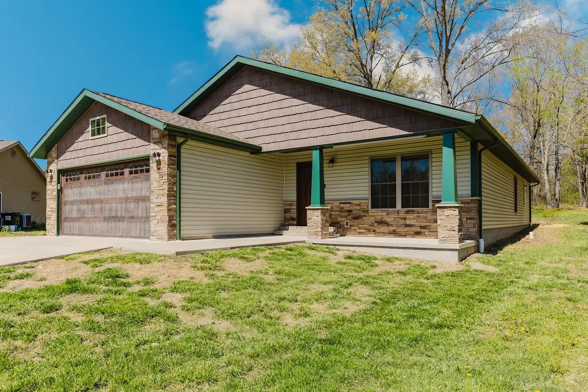 318 N Whitney Lane, Marion, IL 62959 - #1