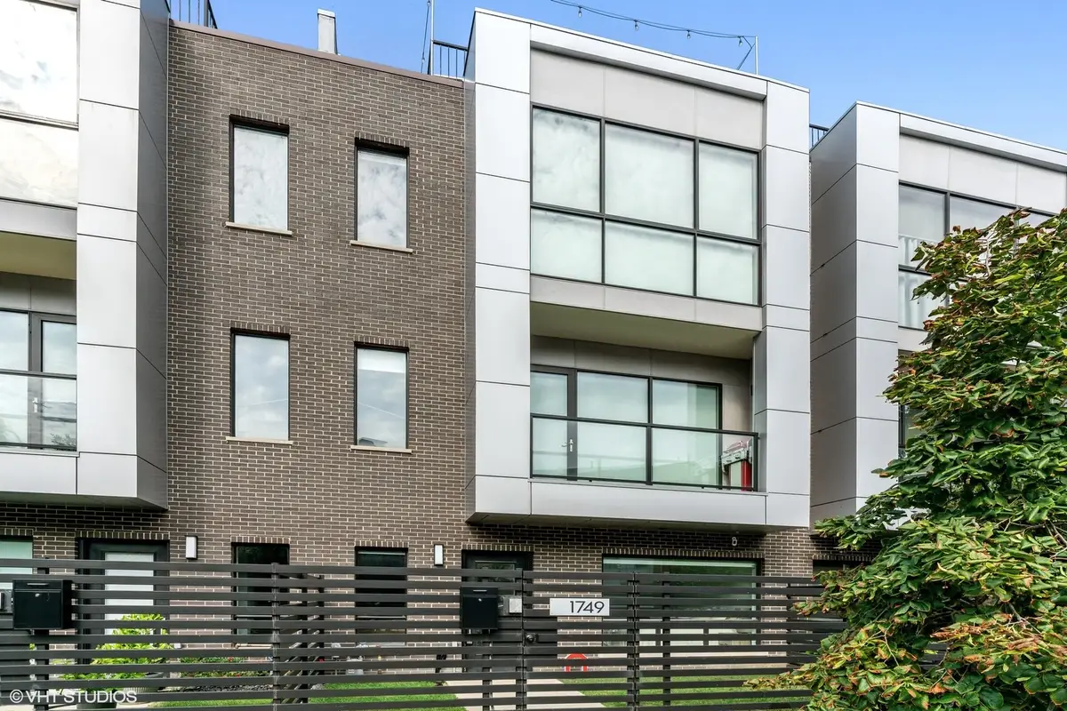 1749 N Winnebago Avenue, Chicago, IL 60647 - #1