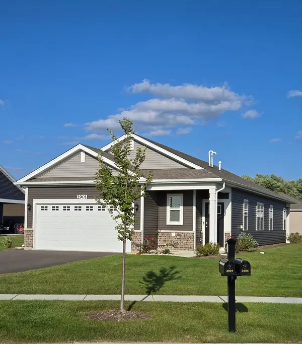 2901 Harnish Drive, Algonquin, IL 60102