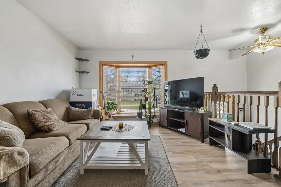 209 Nippert Avenue, Romeoville, IL 60446 - #2