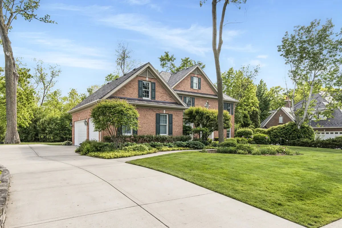 1211 Ashbury Lane, Libertyville, IL 60048 - #1