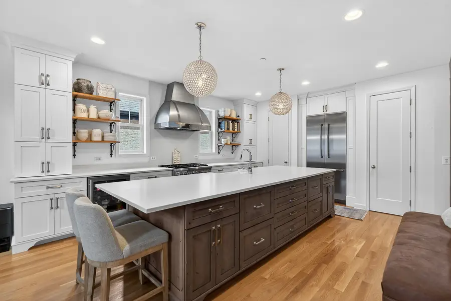 5916 Parkview Drive, Western Springs, IL 60558 - #2