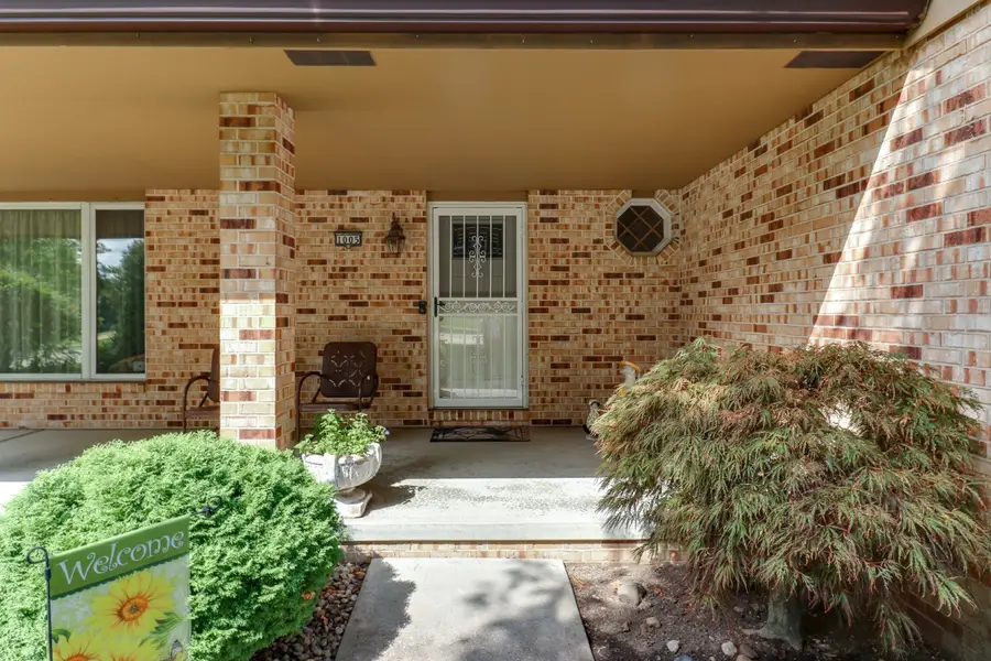 1005 S Hershey Road, Bloomington, IL 61704 - #2