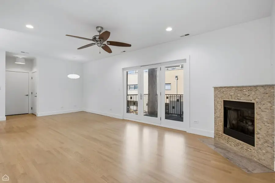 2144 W Schiller Street #E, Chicago, IL 60622 - #3