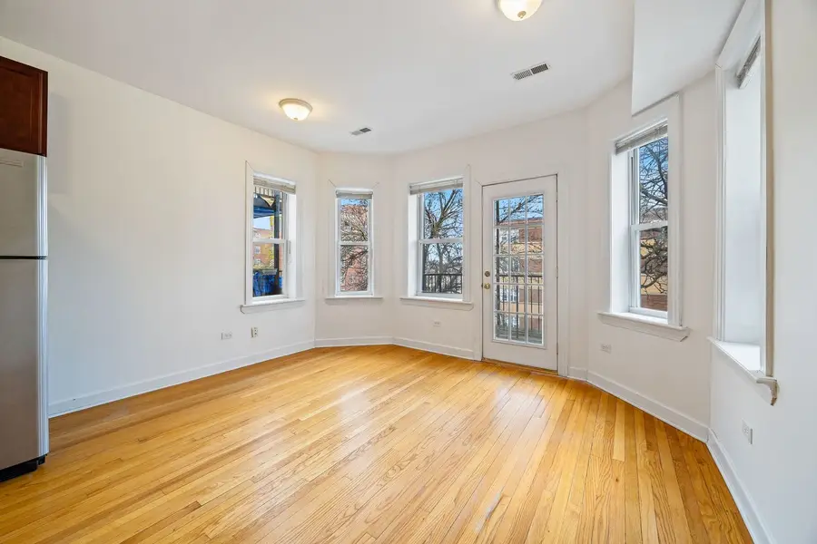 2533 W Berwyn Street #2, Chicago, IL 60625 - #3