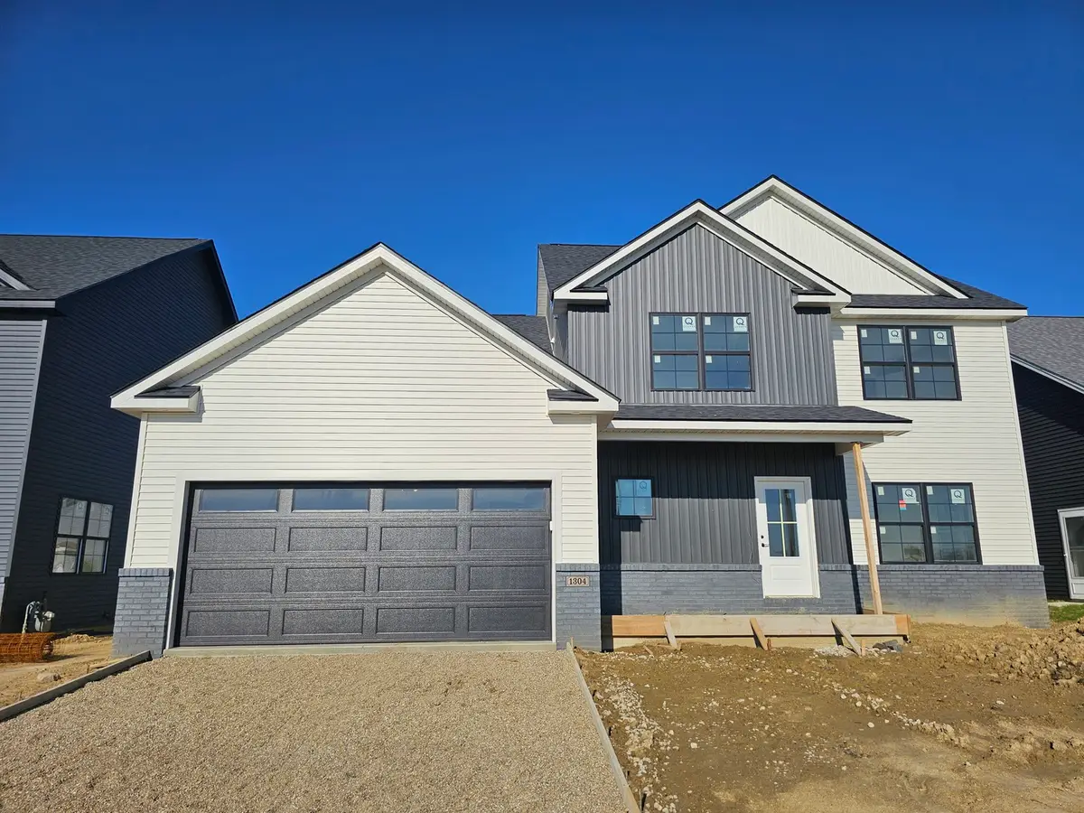 1304 Woodbine Road, Bloomington, IL 61704 - #1