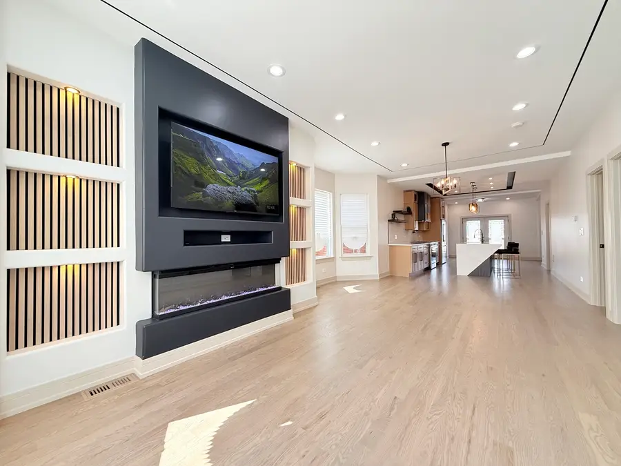 2222 Highland Avenue, Berwyn, IL 60402 - #3