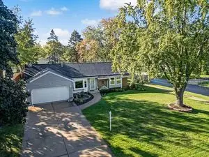 332 El Paso Lane, Carol Stream, IL 60188 - #1