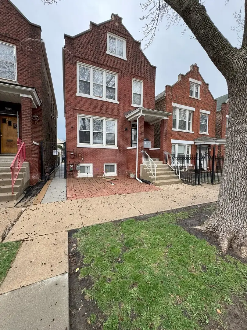 4450 S Richmond Street, Chicago, IL 60632 - #1