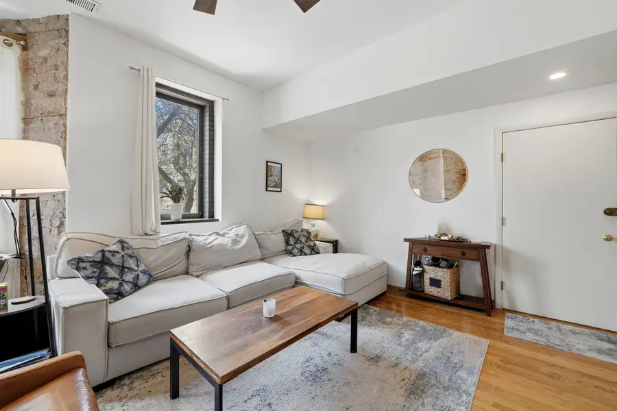 609 W Belden Avenue #2D, Chicago, IL 60614 - #3