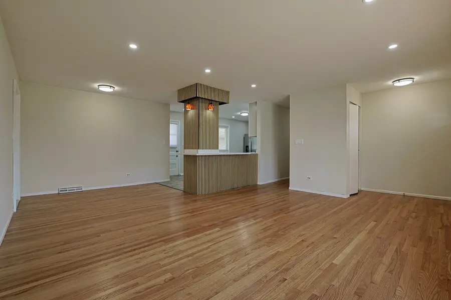 761 Marshall Drive, Des Plaines, IL 60016 - #3