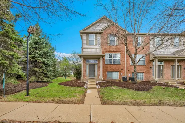 404 Belvedere Lane, Aurora, IL 60502