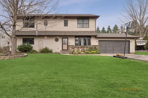 306 Juniper Road, Island Lake, IL 60042