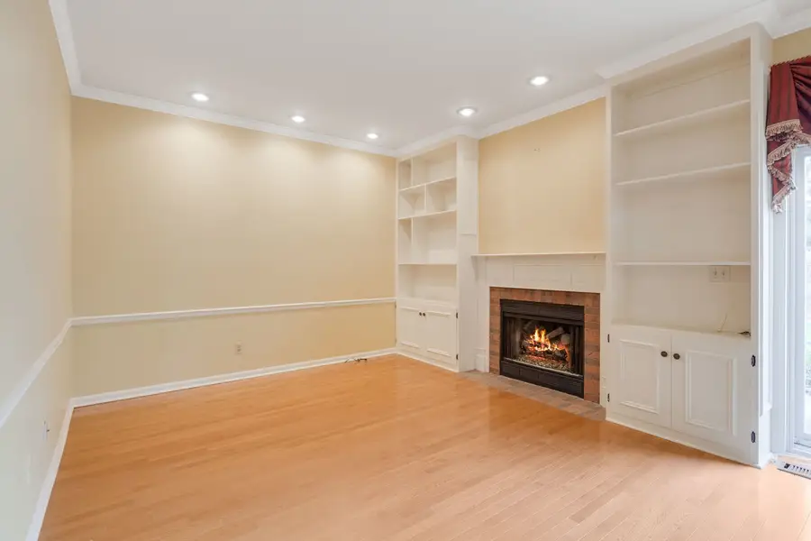 2104 Foxfield Road, Saint Charles, IL 60174 - #3