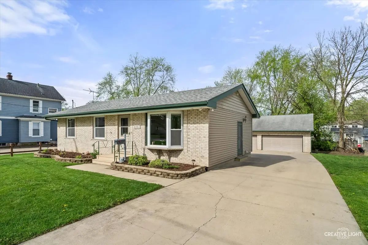 1117 Douglas Avenue, Aurora, IL 60505 - #1