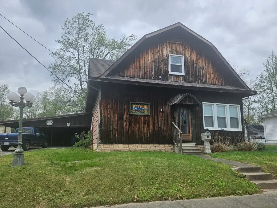 906 Barham Avenue N, Johnston City, IL 62951 - #2