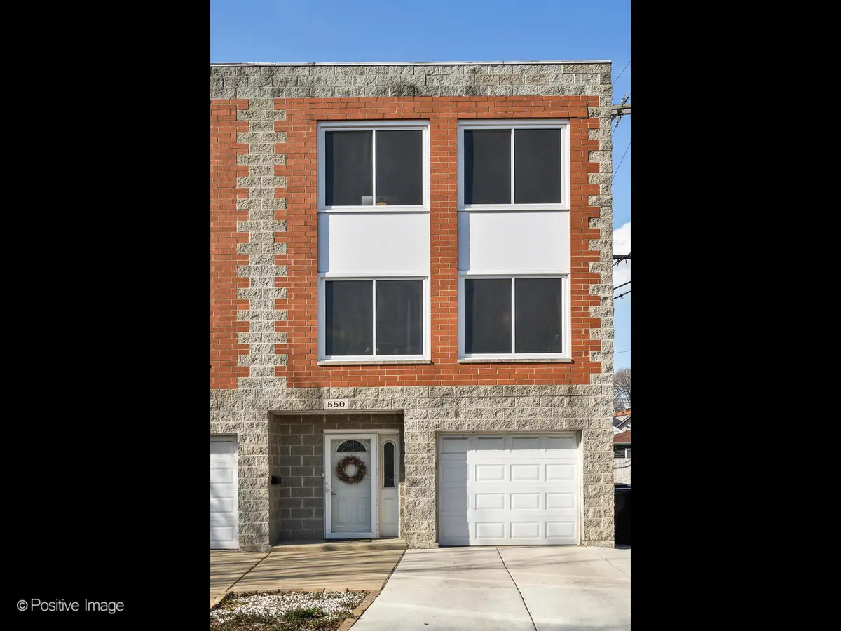 550 W 45th Street, Chicago, IL 60609 - #1