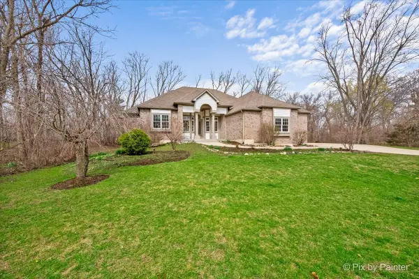 39182 N Rangers Way, Antioch, IL 60002