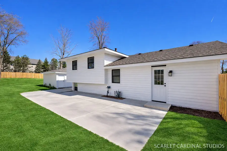 22W080 Valleyview Drive, Glen Ellyn, IL 60137 - #3