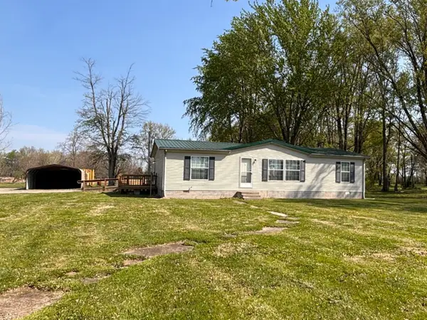 15662 E Nolan Road, Mt Vernon, IL 62864