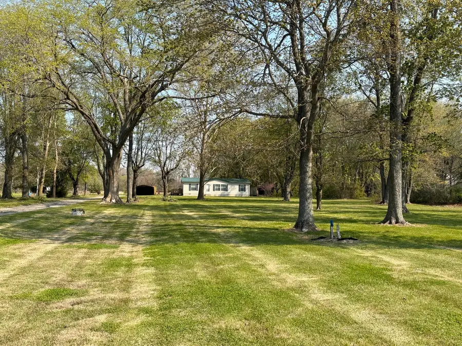 15662 E Nolan Road, Mount Vernon, IL 62864 - #2