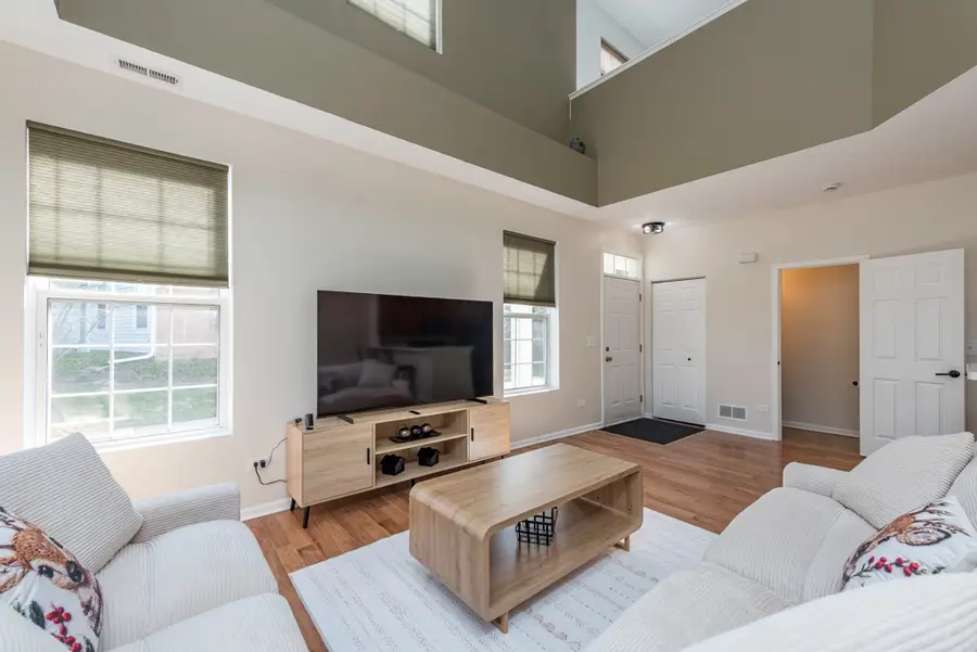 368 S Litchfield Drive, Round Lake, IL 60073 - #3