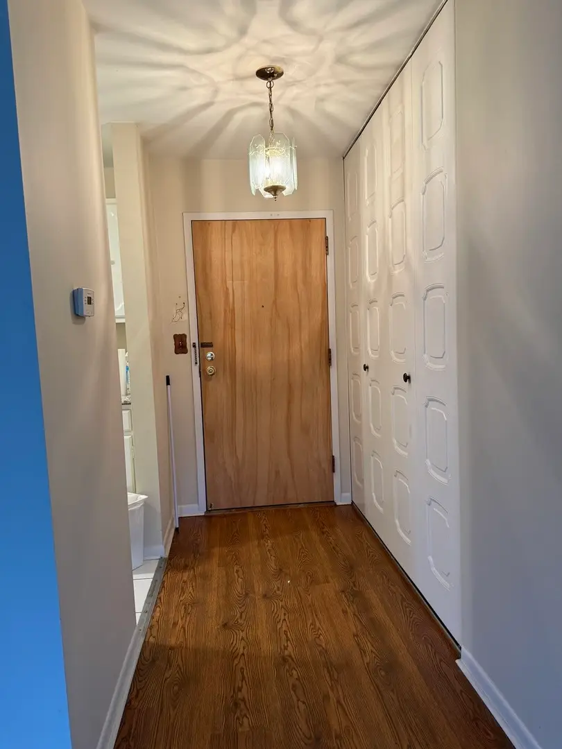 2201 S Grace Street #106, Lombard, IL 60148 - #3