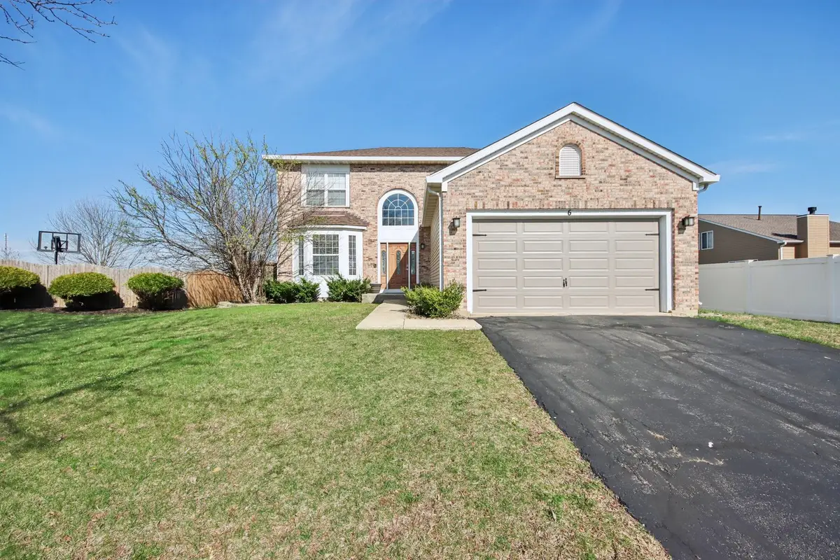 6 Kingsbrooke Court, Bolingbrook, IL 60440 - #1
