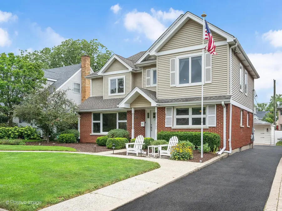 871 S Chatham Avenue, Elmhurst, IL 60126 - #3