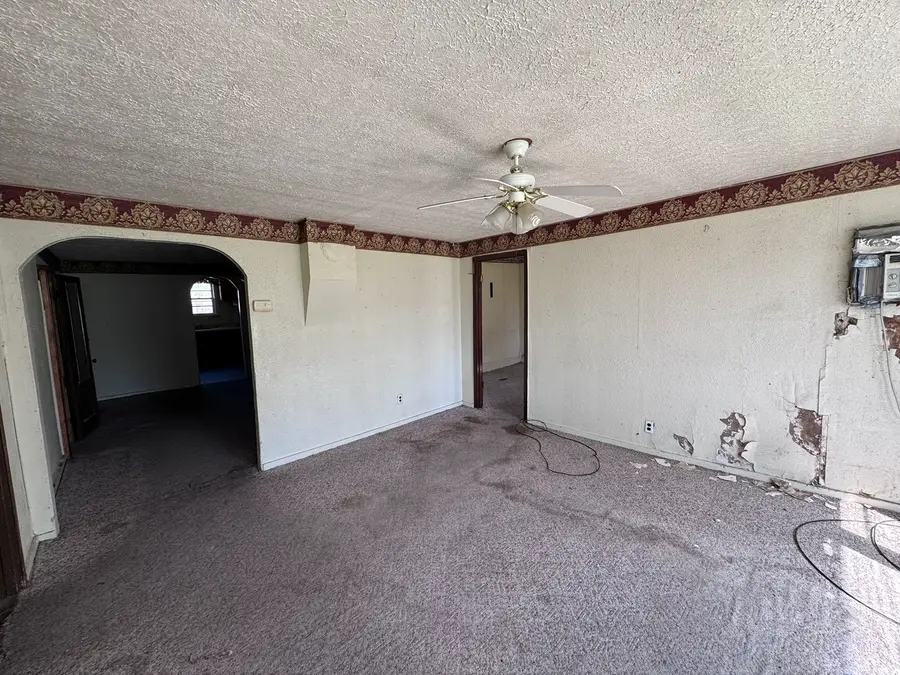 712 Rhodes Street, Centralia, IL 62801 - #2