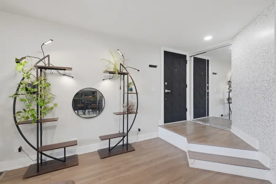 825 Thornton Court #2A, Schaumburg, IL 60193 - #3
