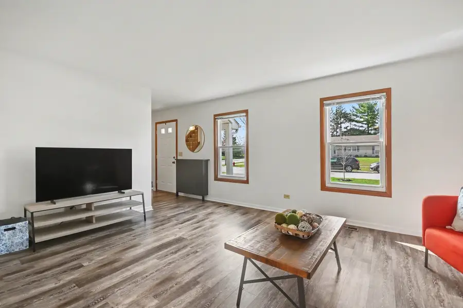 30W130 Huntington Drive, Warrenville, IL 60555 - #3