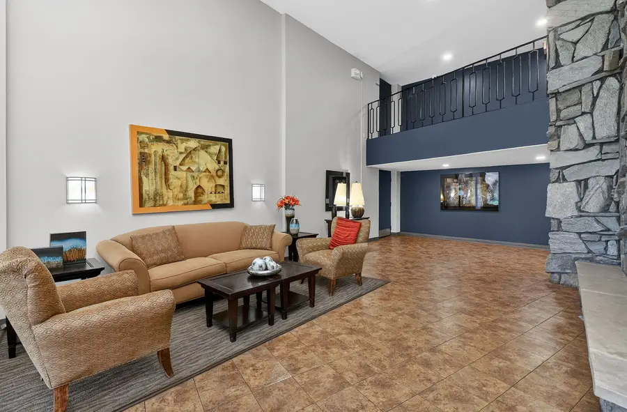 1188 Royal Glen Drive #311, Glen Ellyn, IL 60137 - #3