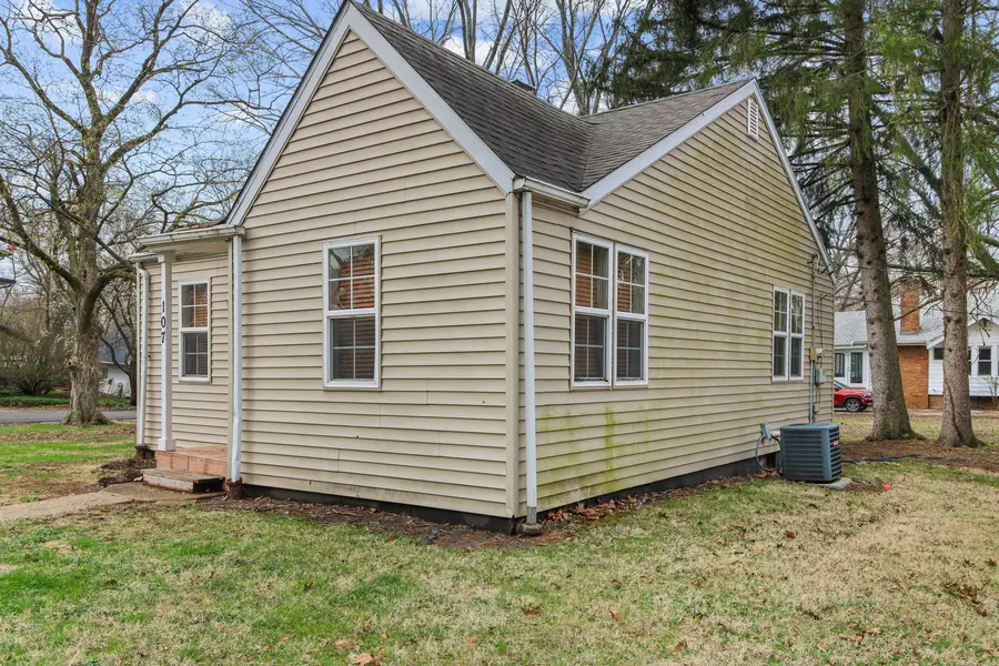 107 S Draper Avenue, Champaign, IL 61821 - #3