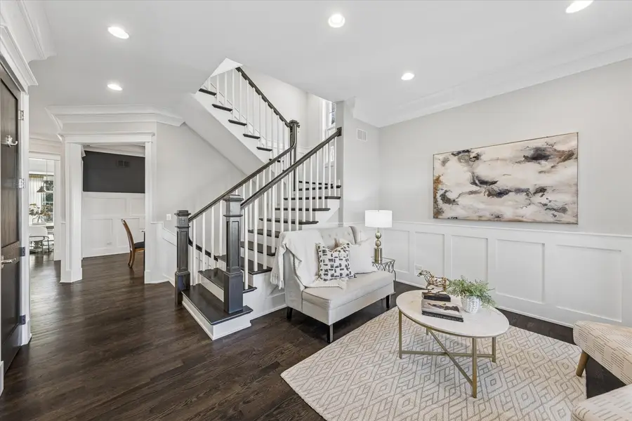 502 S Fairview Avenue, Elmhurst, IL 60126 - #2