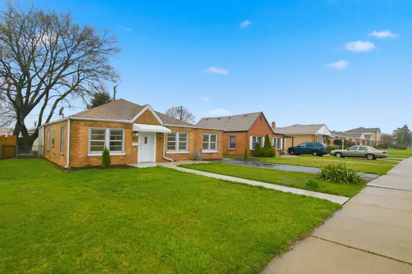 4438 Wesley Terrace, Schiller Park, IL 60176