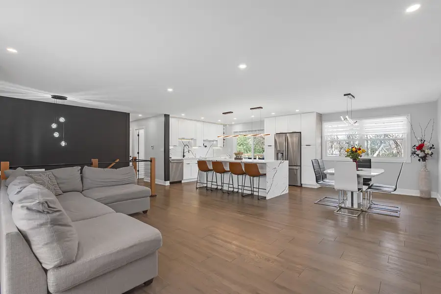 1135 N King Charles Court, Palatine, IL 60067 - #2