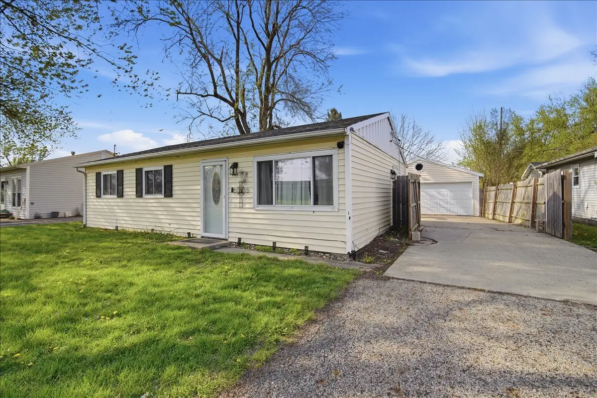 403 Sunset Drive, Leroy, IL 61752 - #1