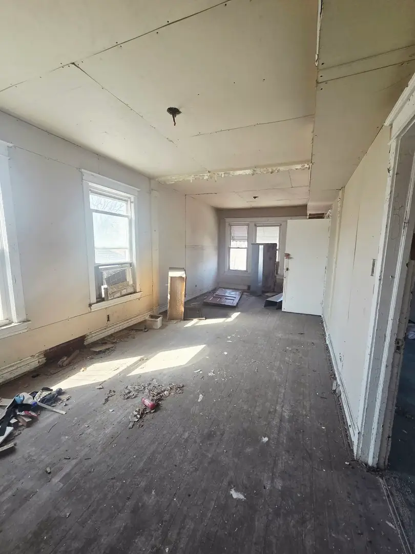 11705 S Lafayette Avenue, Chicago, IL 60628 - #2