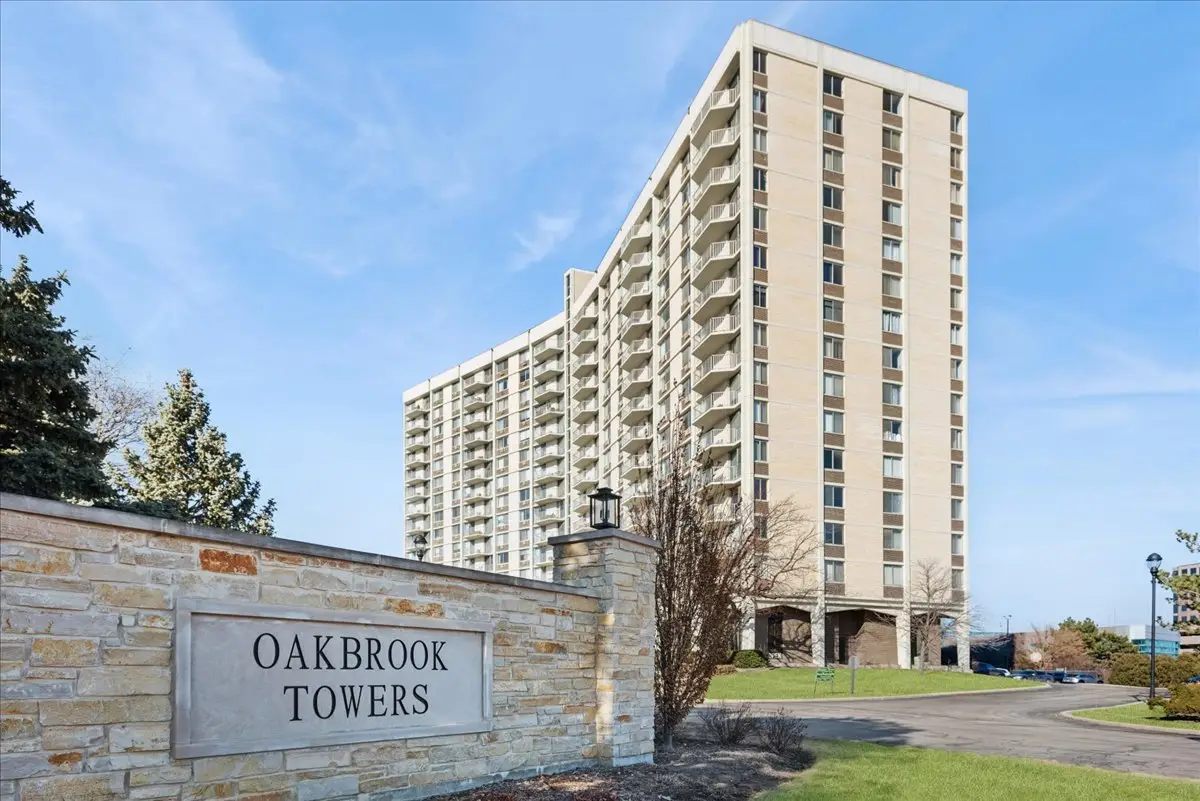 40 N Tower Road #8F, Oak Brook, IL 60523 - #1