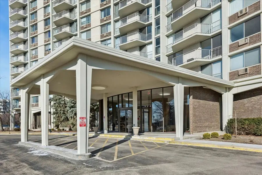 40 N Tower Road #8F, Oak Brook, IL 60523 - #3