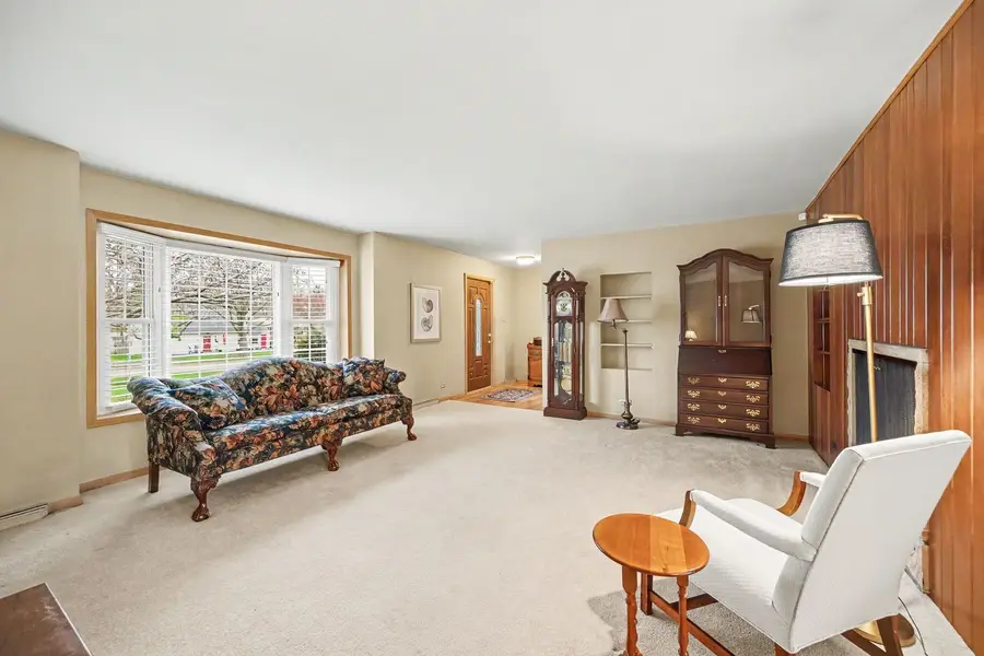 754 N Kenilworth Avenue, Glen Ellyn, IL 60137 - #3