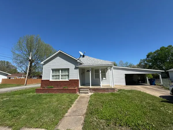 802 S Jefferson Street, West Frankfort, IL 62896