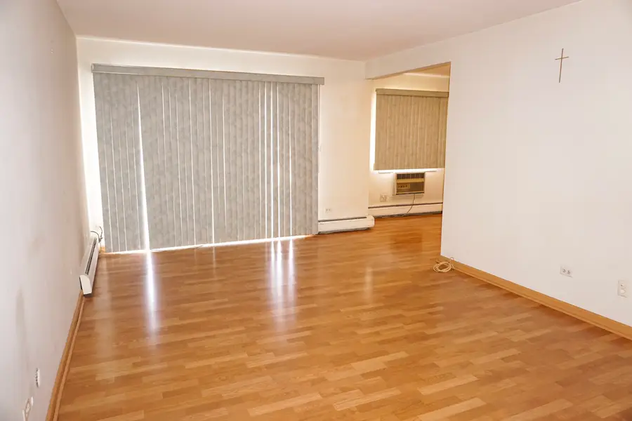 5 Villa Verde Drive #115, Buffalo Grove, IL 60089 - #2