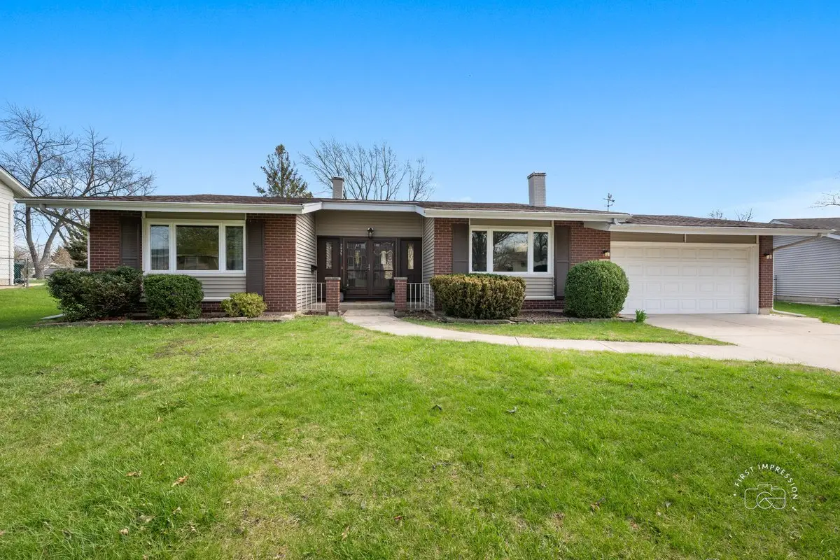2935 Shepherd Court, Woodridge, IL 60517 - #1