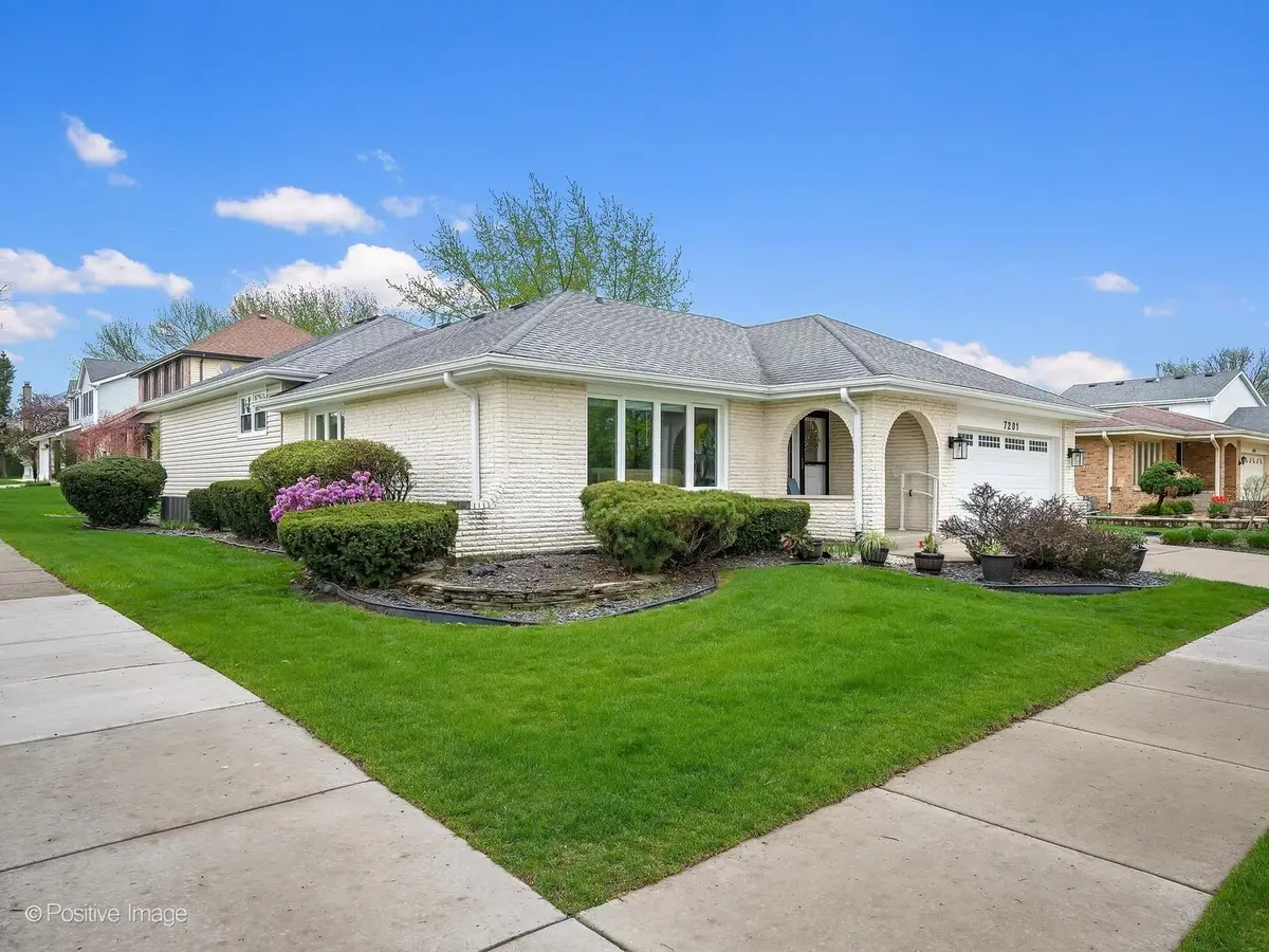 7201 Powell Street, Downers Grove, IL 60516 - #1