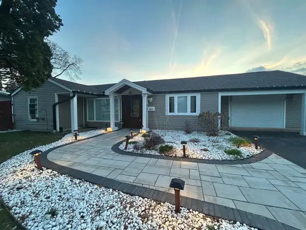 532 N Randall Road, Aurora, IL 60506